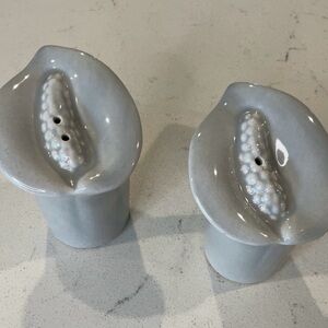 Vintage MCM Ceramic Calla Lily Salt & Pepper Shaker Set
